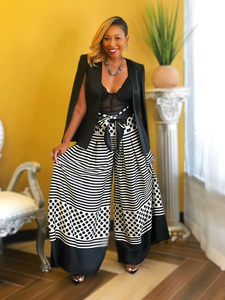 Faith It- Wide leg black and white pants