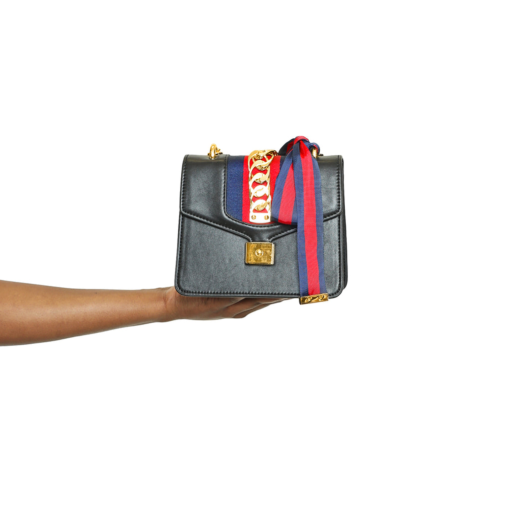 Step it up- Black handbag with red/navy trim - Luxe Clothing Boutique & Accessories