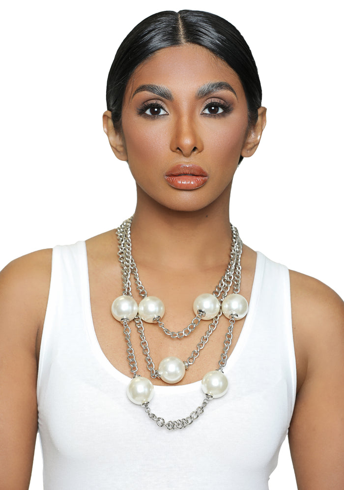 She's a lady - Silver necklace with pearl accents - Luxe Clothing Boutique & Accessories