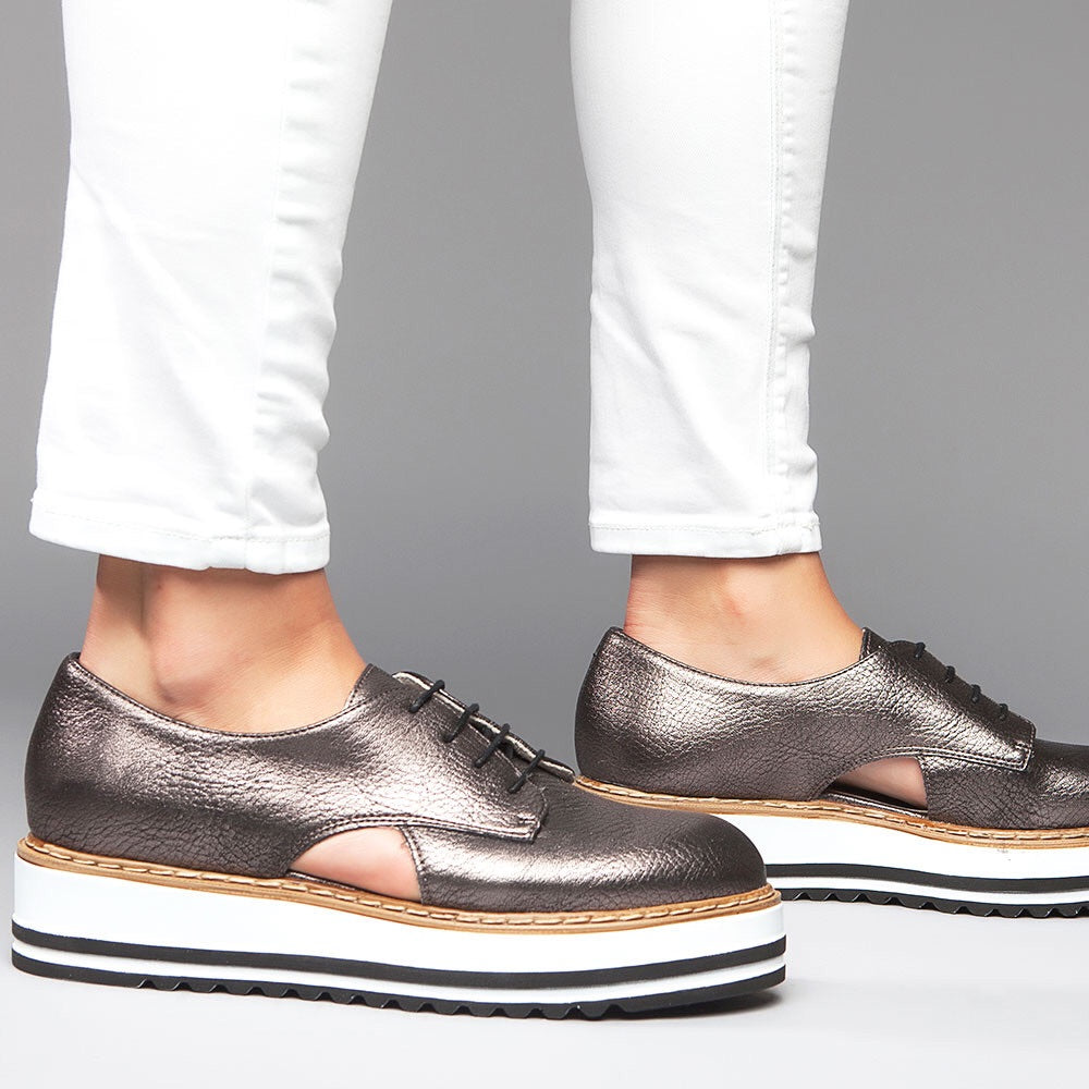 Brody Oxford-Metallic Pewter - Luxe Shoe Boutique & Accessories