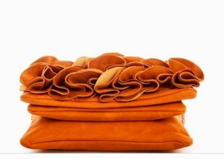 Flower detail clutch - Luxe Shoe Boutique & Accessories