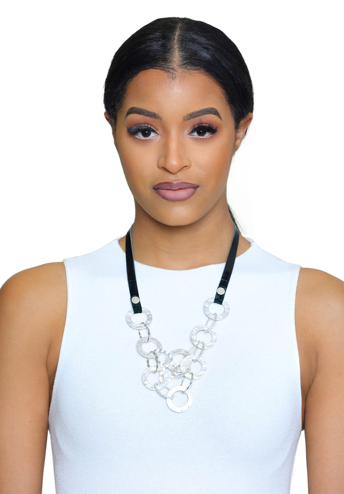 Silver hoop necklace - Luxe Clothing Boutique & Accessories